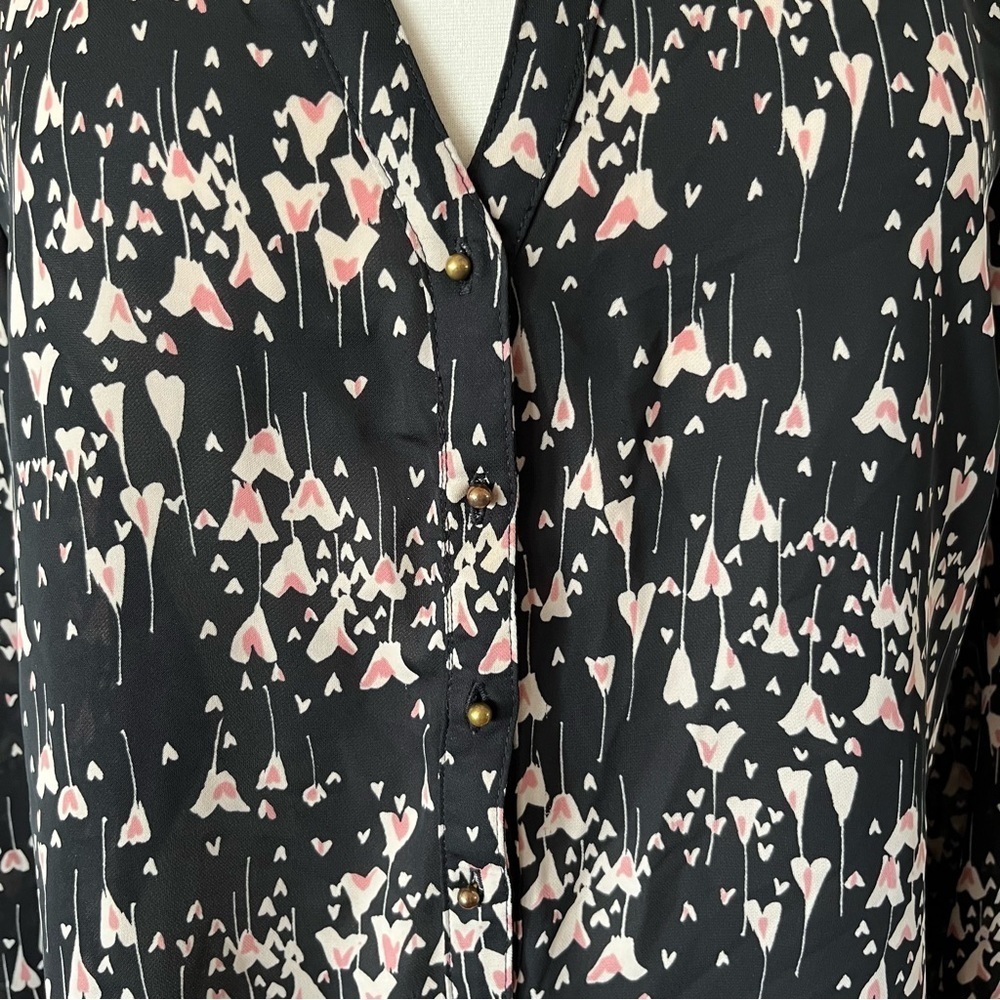 LC Lauren Conrad Heart Print Long Sleeve Top - Picture 5 of 9